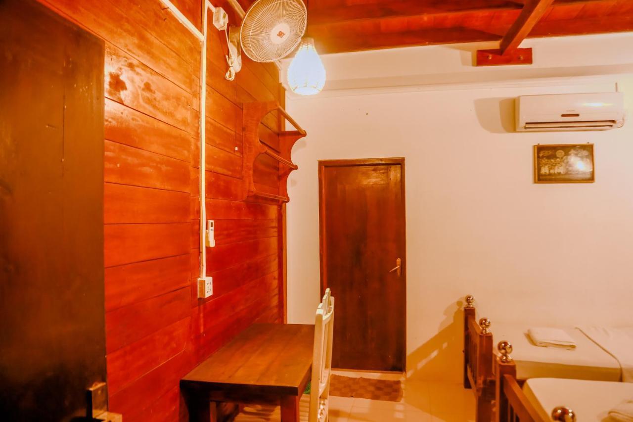 Coral Beach Hotel Mirissa Ngoại thất bức ảnh