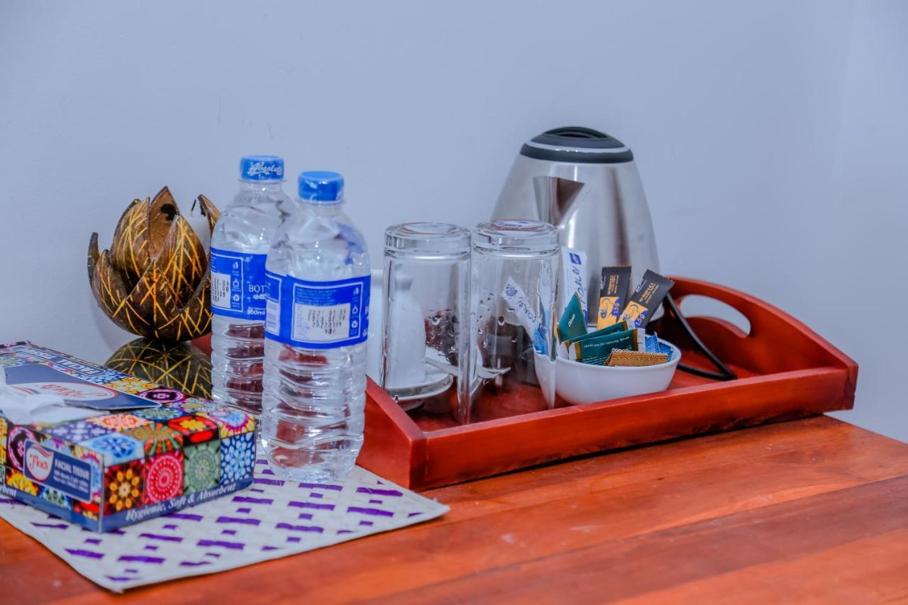 Coral Beach Hotel Mirissa Ngoại thất bức ảnh