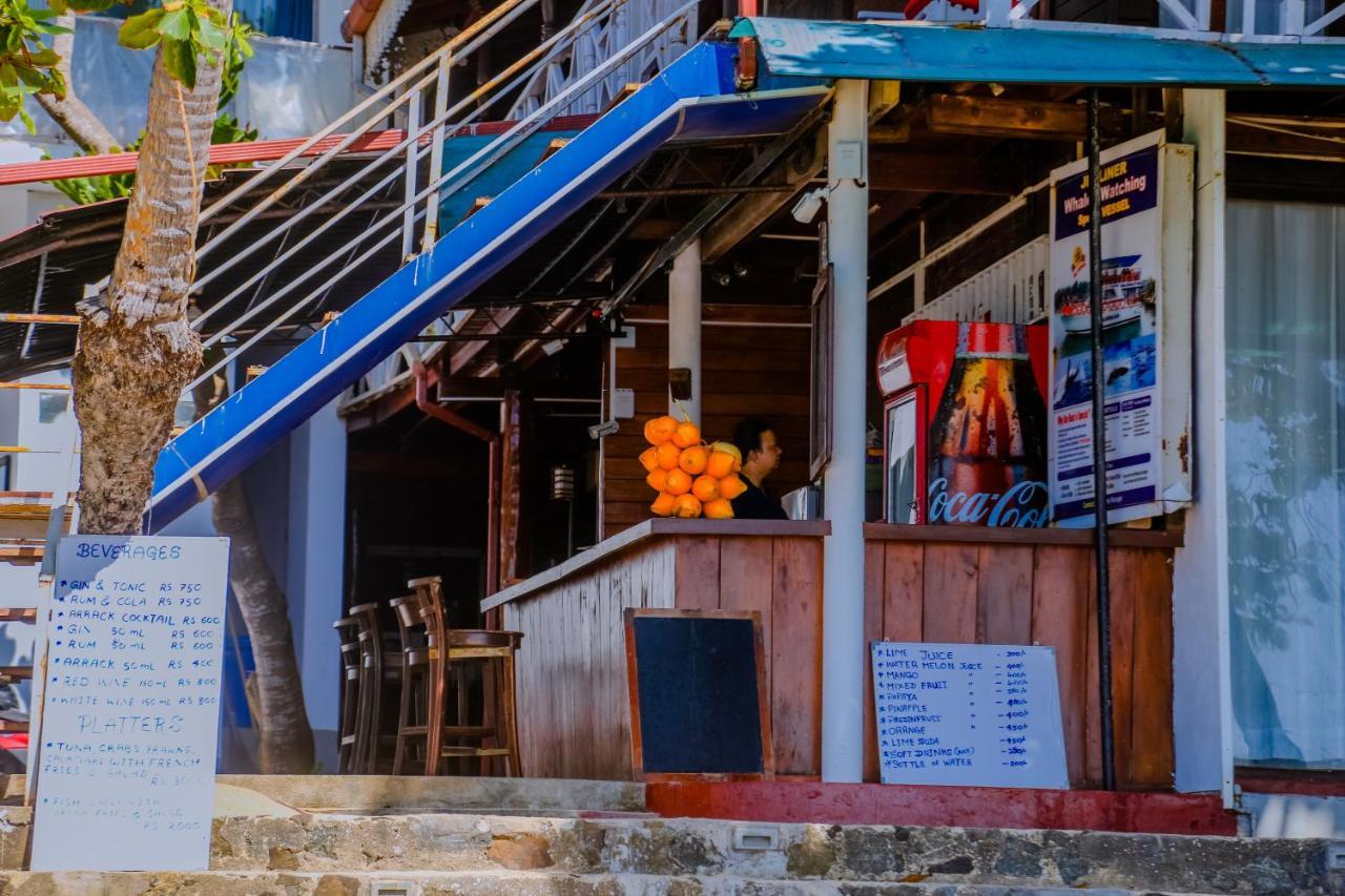 Coral Beach Hotel Mirissa Ngoại thất bức ảnh