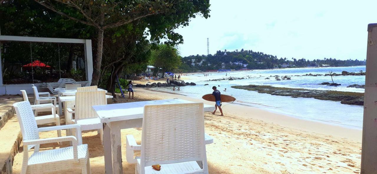 Coral Beach Hotel Mirissa Ngoại thất bức ảnh