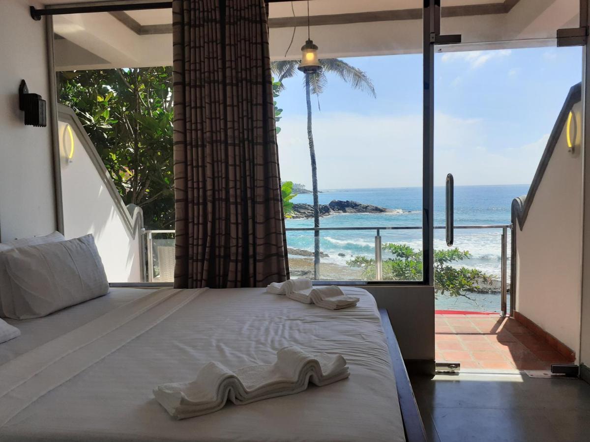 Coral Beach Hotel Mirissa Ngoại thất bức ảnh